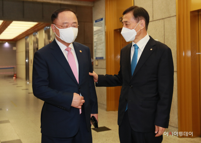 홍남기-이주열 조찬회동