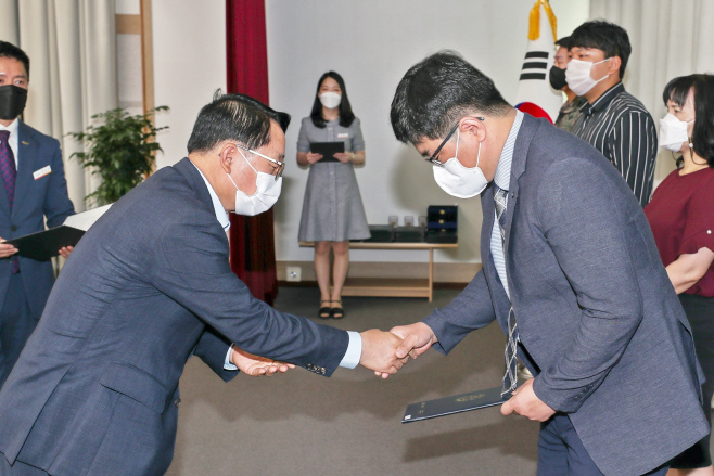 인사노무그룹_장법운 과장 광양시장 표창 수상 2