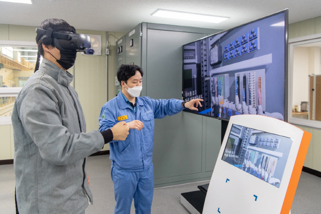 가상현실 전기설비 정비 교육 구축(2)