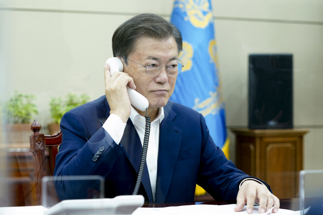 문 대통령, 나프탈리 베네트 이스라엘 총리와 통화