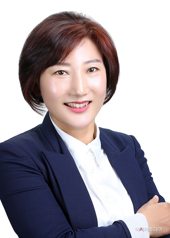 현옥순 부위원장