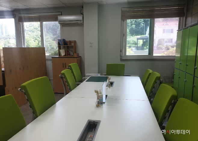 1인 창조기업 지원센터_사무공간