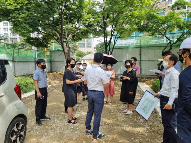 황진희 의원, 부천 길주공원 리모델링 사업 현장 점검