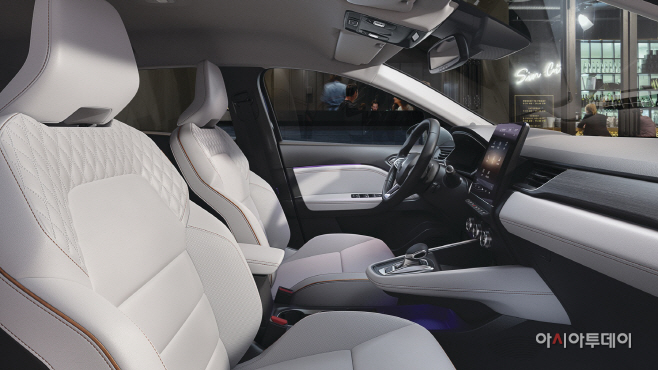 3_르노 캡처(Renault CAPTUR) 에디션 파리 트림 인테리어