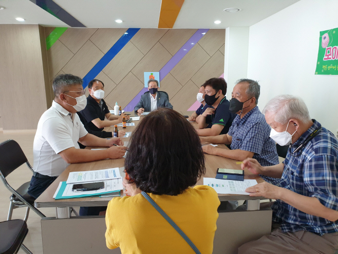 오명근 의원, 고덕국제화신도시 신동아 아파트 정담회 개최