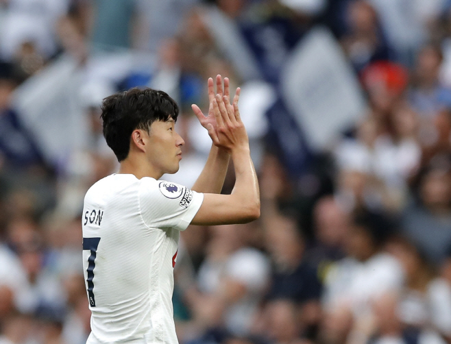 SOCCER-ENGLAND-T... Reuters)