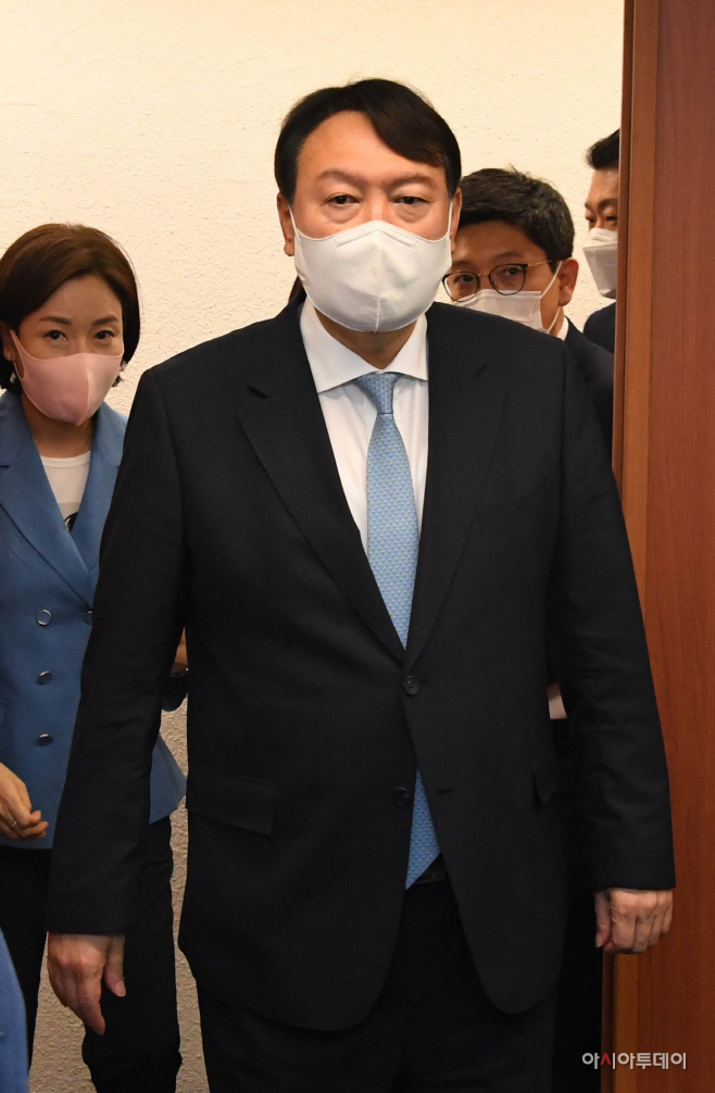 윤석열, 코로나19 전문가 간담회