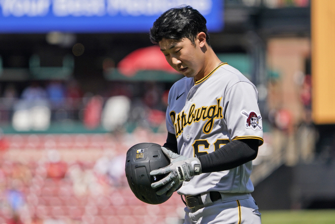 Pirates Cardinals Baseball <YONHAP NO-1231> (AP)