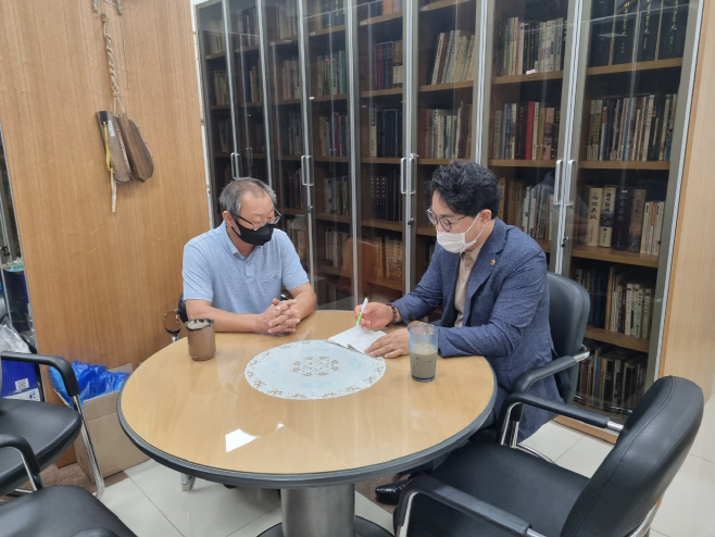 추민규 의원, ‘시민의 목소리를 담다’ 하남문화원 방문