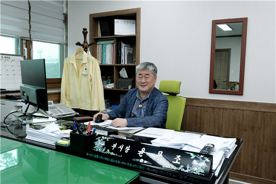 윤문조 부시장