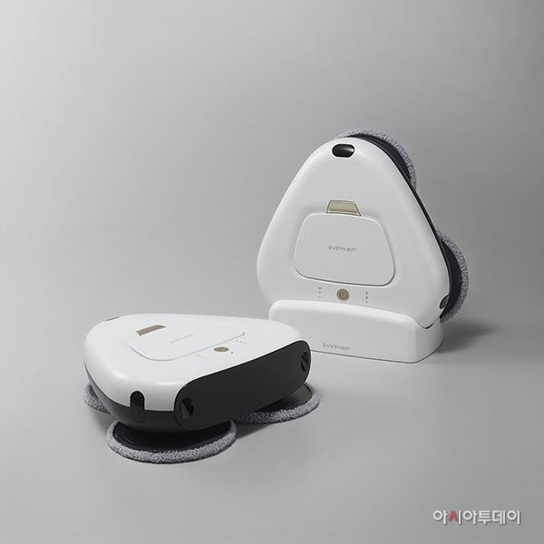 에브리봇 쓰리스핀 로봇 물걸레 청소기_이미지1
