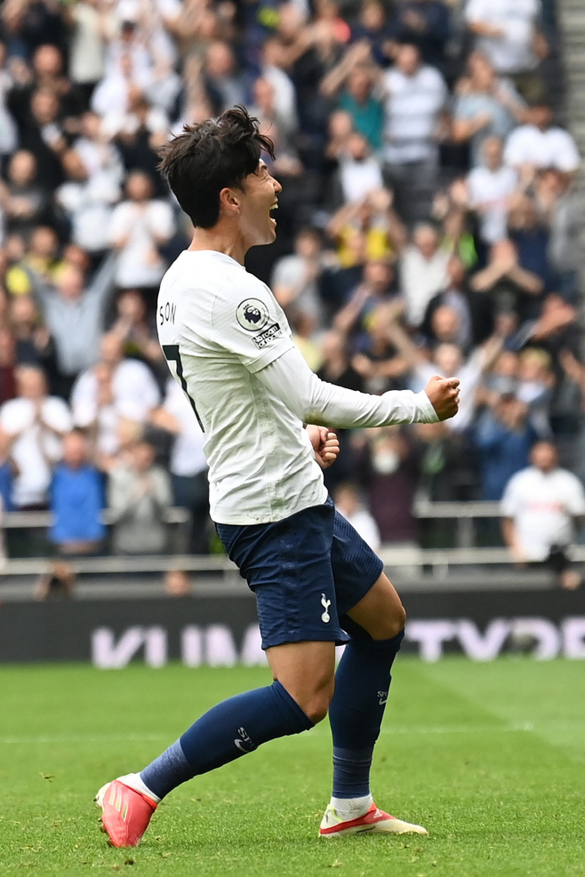 FBL-ENG-PR-TOTTENHAM-WATFORD <YONHAP NO-4769> (AFP)