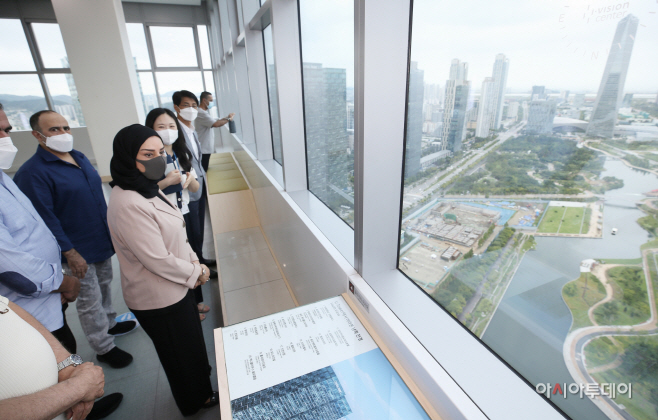 (210901)바레인 하원의장 일행 방문(9379)-3000px