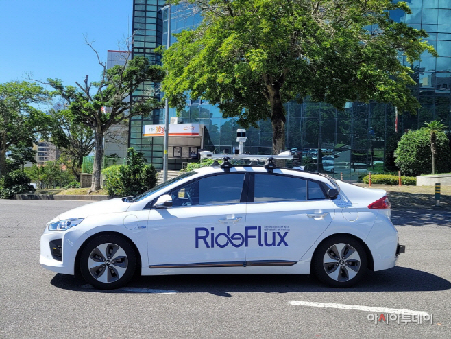 [첨부1] 라이드플럭스 자율주행 실증 차량 사진
