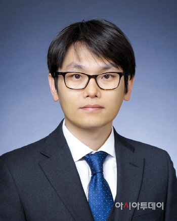 박진홍 교수
