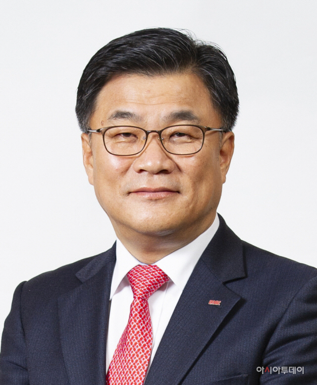 최홍영 행장