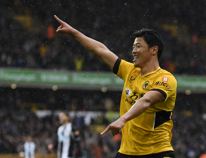 SOCCER-ENGLAND-WLV-NEW/REPORT <YONHAP NO-0060> (REUTERS)
