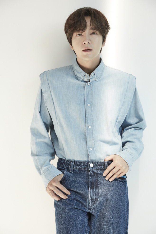 장근석