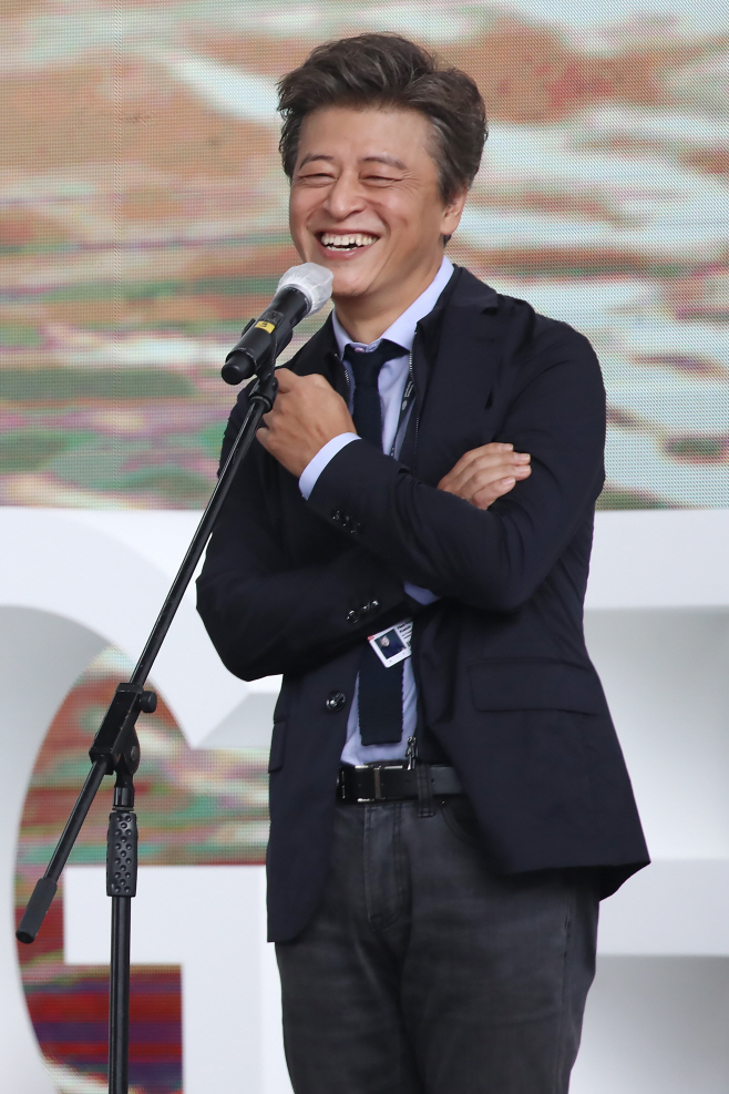 권해효, 즐거운 미소