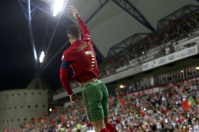 Portugal Luxembourg WCup 2022 Soccer <YONHAP NO-0931> (AP)