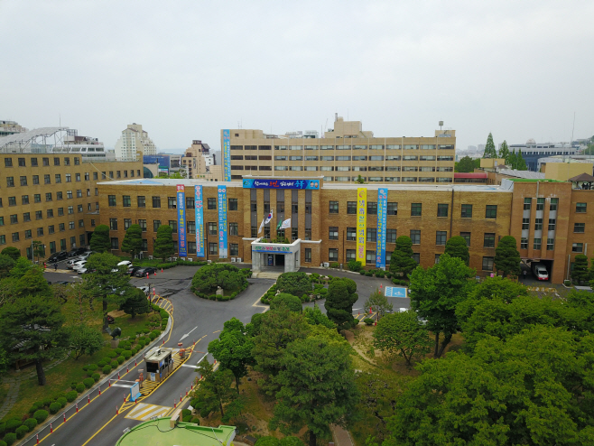 충북도가 오는 21일∼31일까지 11일간 취업박람회 개최한다./제