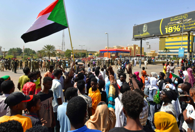 SUDAN-UNREST-POLITICS <YONHAP NO-0449> (AFP)