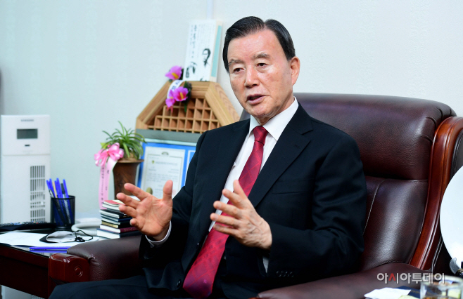 홍문표의원, 기재부 예산실장 만나‘삽교역신설’촉구