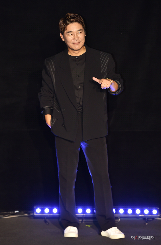 [포토] 임창정, 스웨그 넘치는 포즈로!