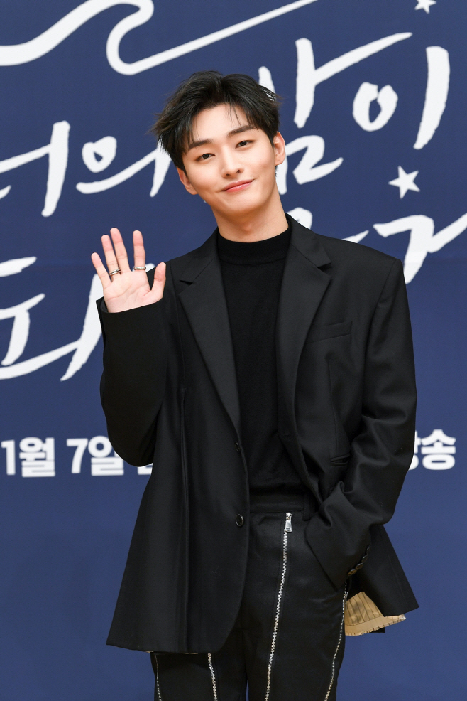 윤지성