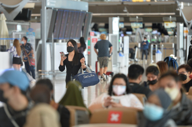 THAILAND-BANGKOK-COVID-19-VISITORS-MEASURES