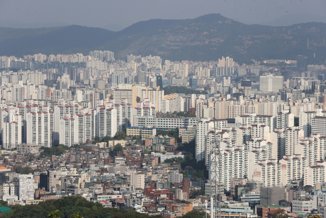 수도권 아파트값 상승폭 3개월래 최저…대출규제 영향도