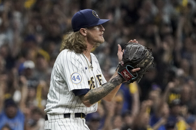 NLDS Braves Brewers Baseball <YONHAP NO-1529> (AP)