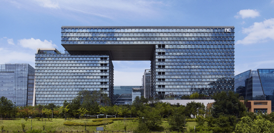 [엔씨소프트] 판교 R&D센터 사옥 전경