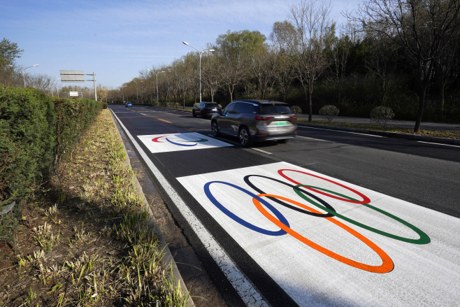 (SP)CHINA-BEIJING-WINTER OLYMPICS-TRAFFIC LANE(CN)
