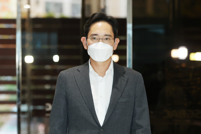 이재용, 북미 지역 출장 위해 출국