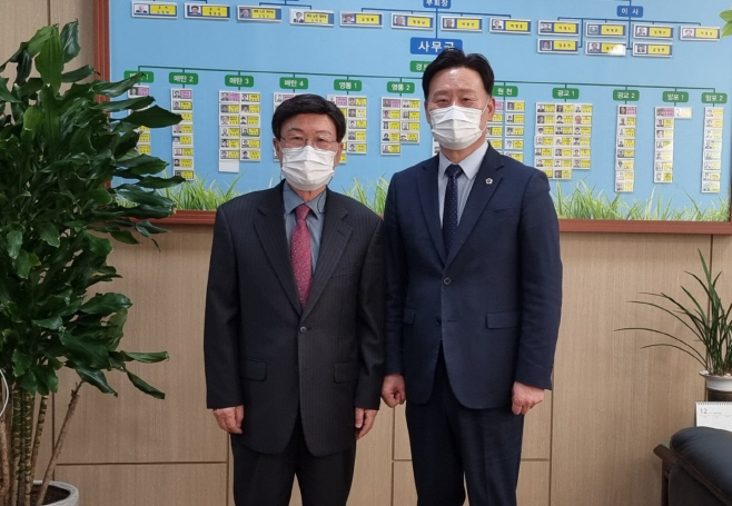 최종현 의원, 대한노인회수원시영통구지회 방문