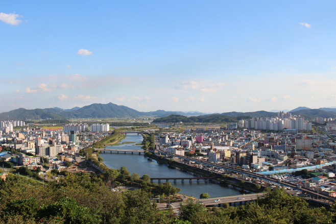 순천시 도심과 동천