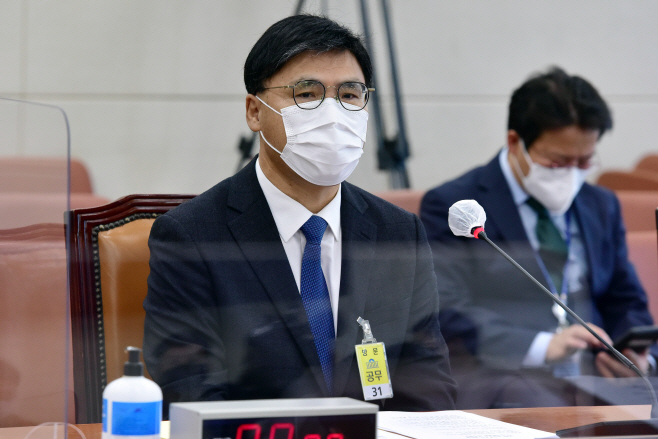 인사청문회 출석한 김의철 KBS 사장 후보자