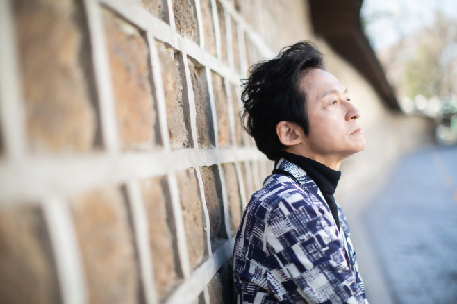 솔로 데뷔 25주년 맞은 음악가 양방언 엔돌프뮤직