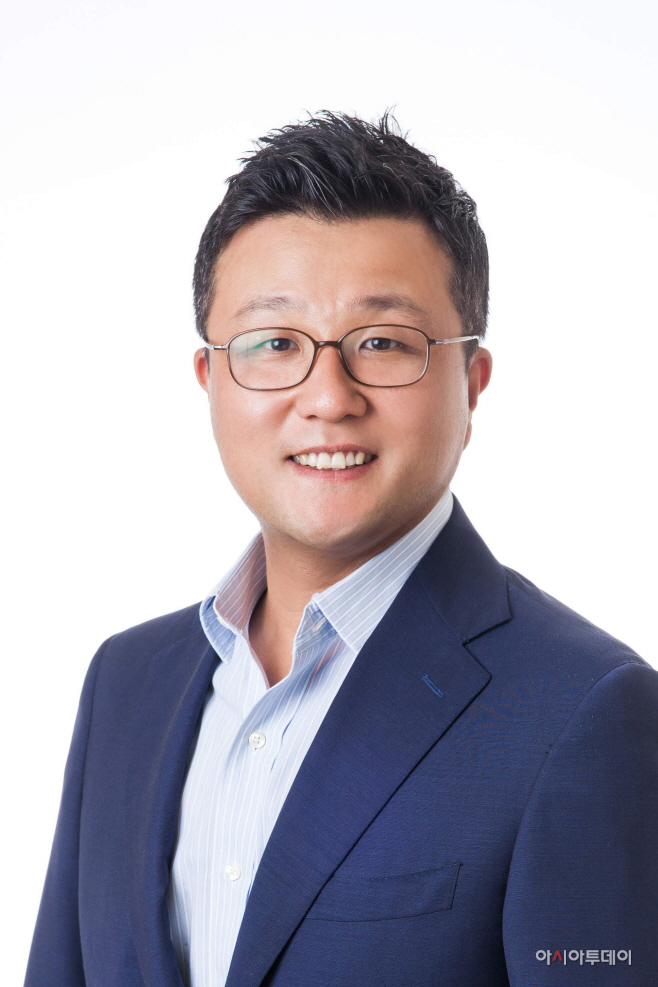 [이미지] AK플라자 고준 대표이사