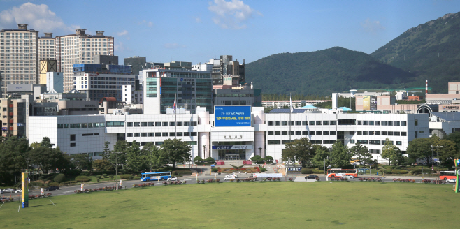창원시청 전경 (19.9.24)