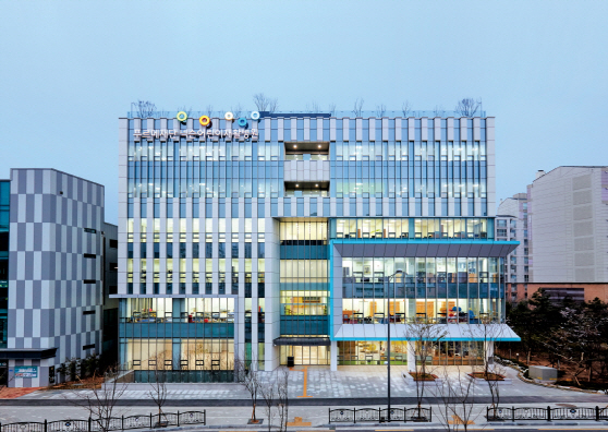 푸르메재단 넥슨어린이재활병원 전경_1