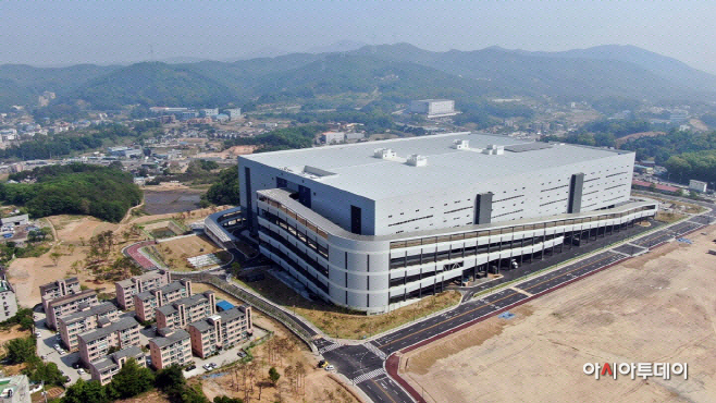 양지면에 있는 한 물류창고