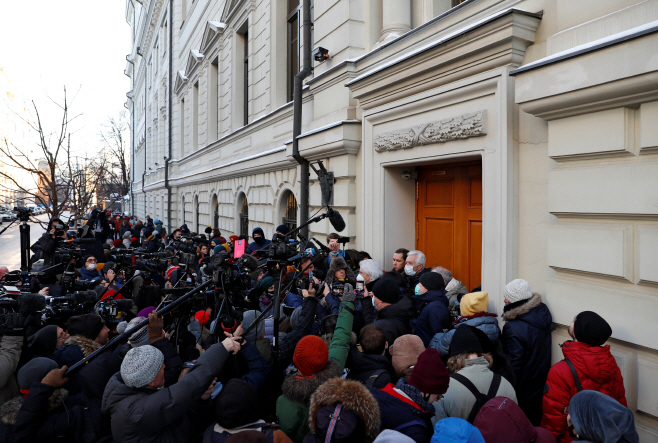 RUSSIA-POLITICS/RIGHTS-MEMORIAL <YONHAP NO-2659> (REUTERS)