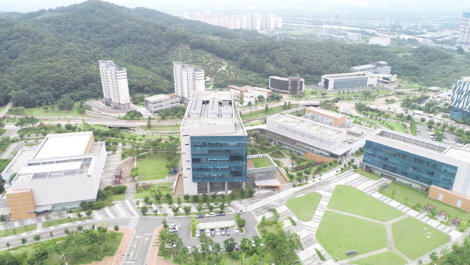 첨북재단 전경