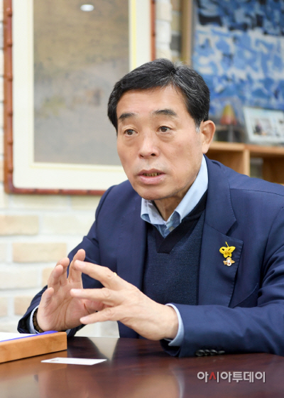윤화섭 안산시장 인터뷰사진