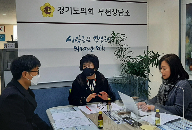 황진희 의원, 생활 속 항일음악