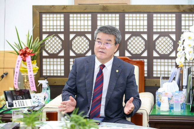 1. 경주시의회 서호대 의장