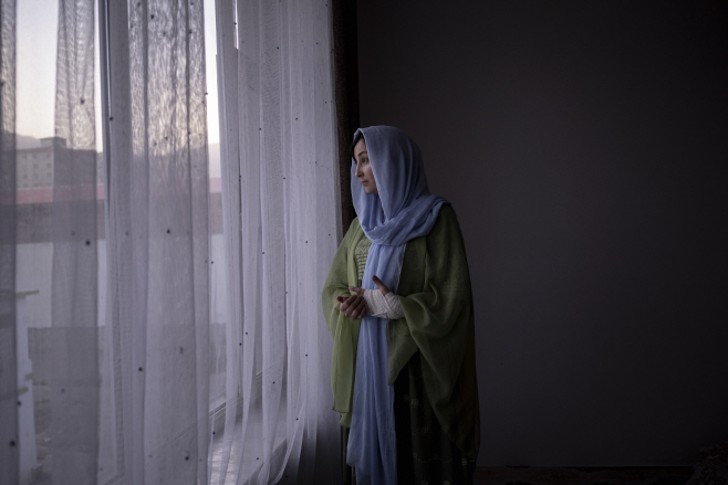 Afghanistan Women <YONHAP NO-2976> (AP)