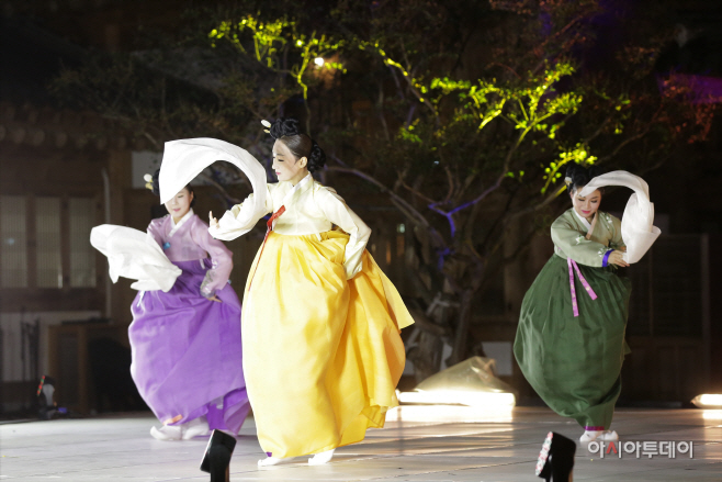 0125 관광과-한복문화, 남원에서 화려하게 꽃피다 (2)